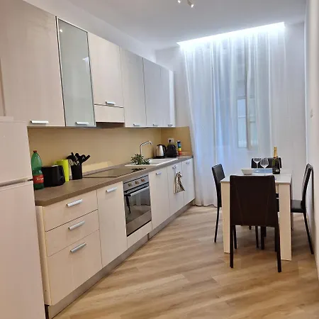 A Casa Di Dea Rzym
